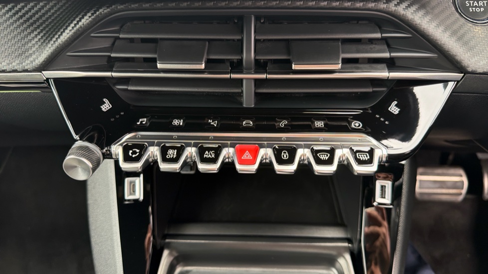 Peugeot 2008 100kW GT 50kWh 5dr Auto Electric Estate - Image 30
