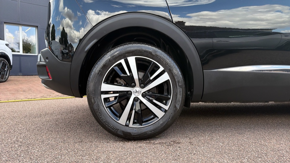 Peugeot 3008 1.2 PureTech GT 5dr EAT8 Petrol Estate - Image 7