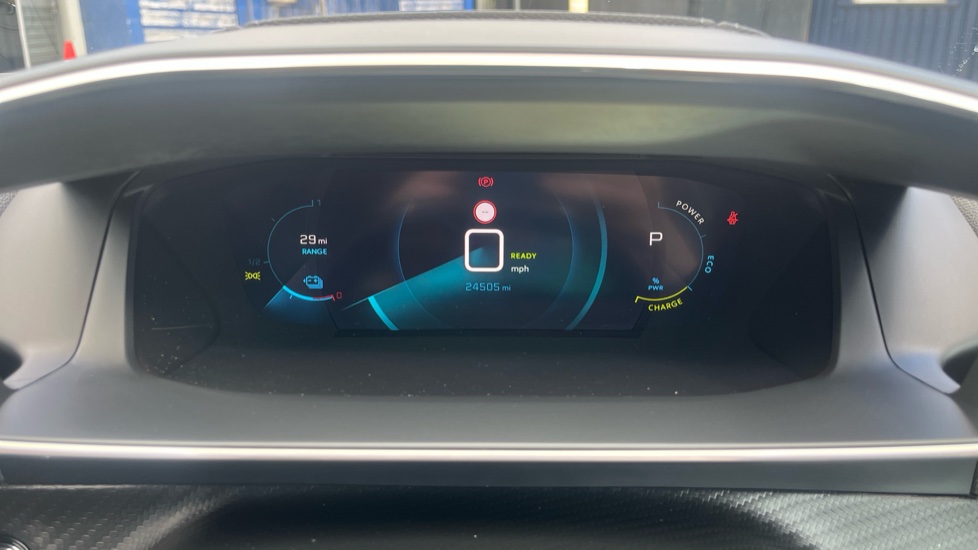 Peugeot 208 100kW GT Premium 50kWh 5dr Auto Electric Hatchback - Image 18
