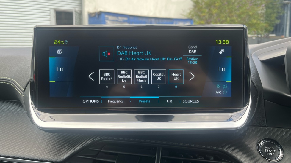 Peugeot 208 100kW GT Premium 50kWh 5dr Auto Electric Hatchback - Image 29