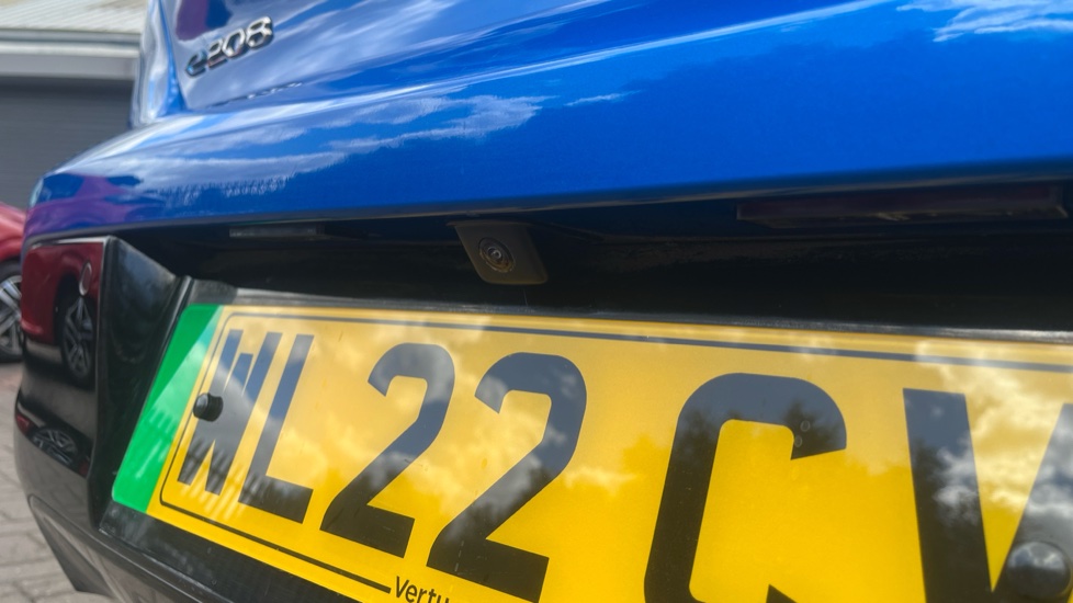 Peugeot 208 100kW GT Premium 50kWh 5dr Auto Electric Hatchback - Image 44