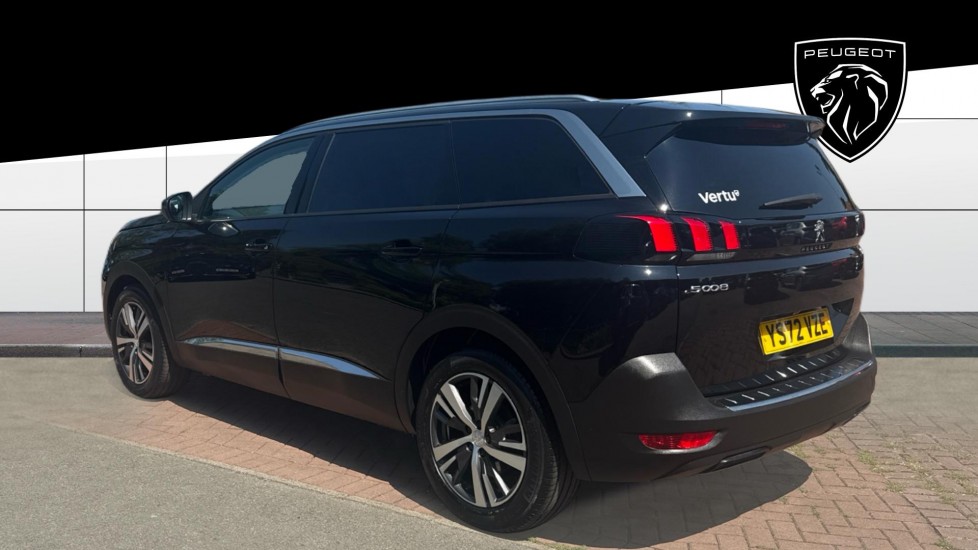Peugeot 5008 1.2 PureTech Allure Premium+ 5dr EAT8 Petrol Estate - Image 2