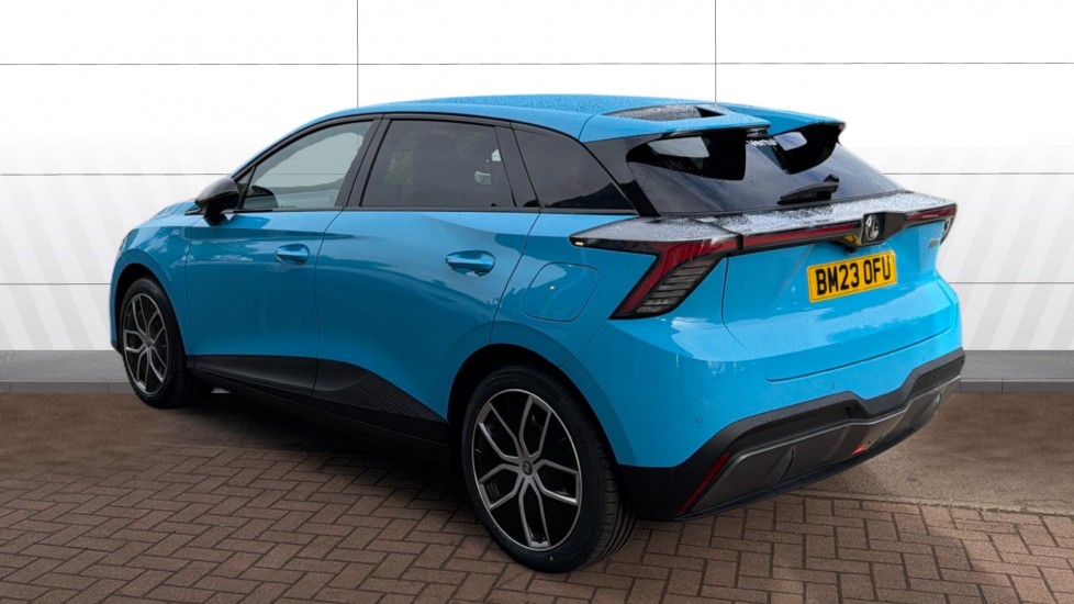 MG MG4 150kW Trophy EV Long Range 64kWh 5dr Auto Electric Hatchback - Image 2