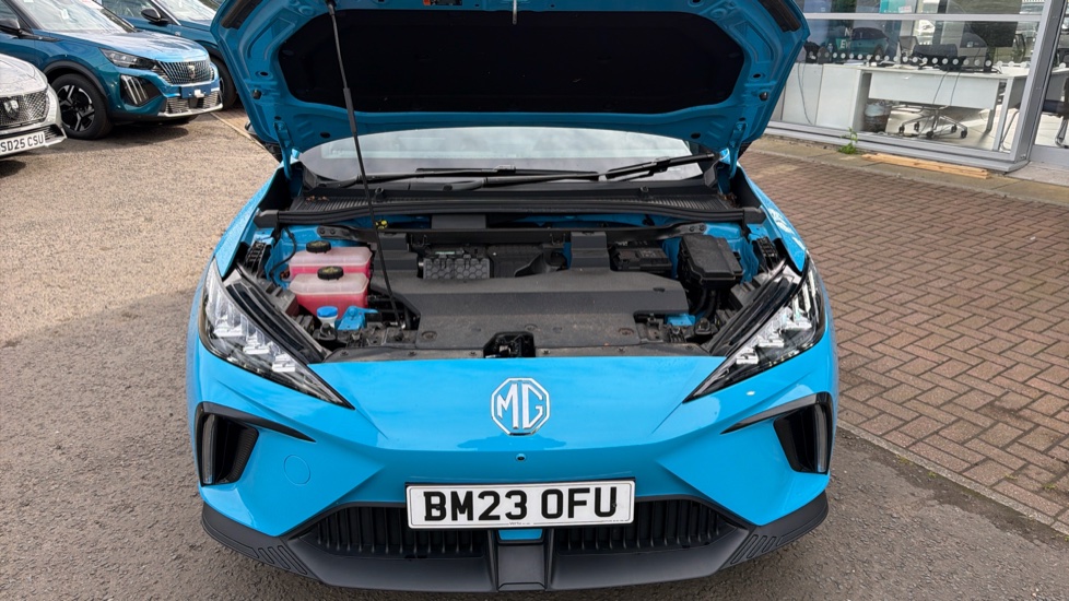 MG MG4 150kW Trophy EV Long Range 64kWh 5dr Auto Electric Hatchback - Image 8