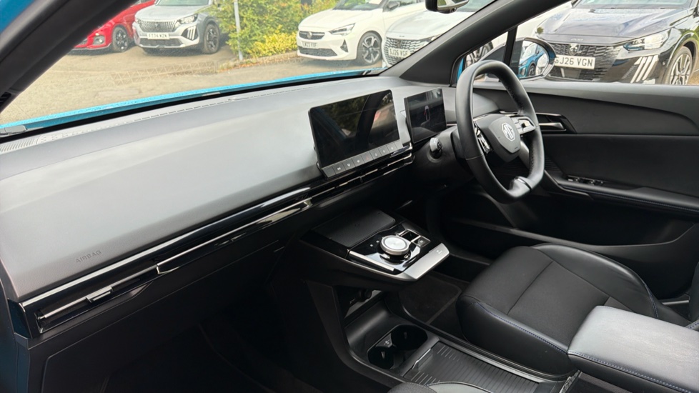 MG MG4 150kW Trophy EV Long Range 64kWh 5dr Auto Electric Hatchback - Image 9