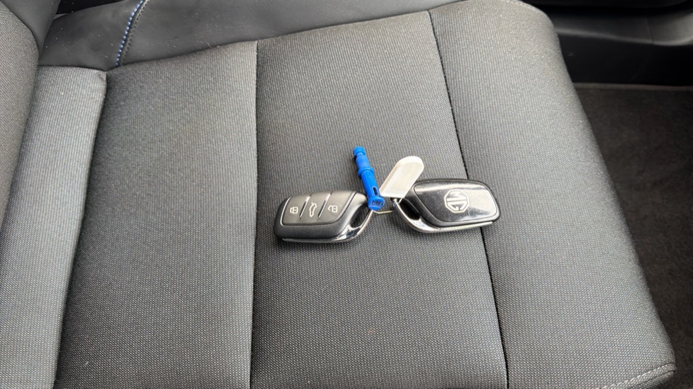 MG MG4 150kW Trophy EV Long Range 64kWh 5dr Auto Electric Hatchback - Image 19