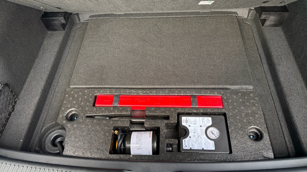 MG MG4 150kW Trophy EV Long Range 64kWh 5dr Auto Electric Hatchback - Image 22