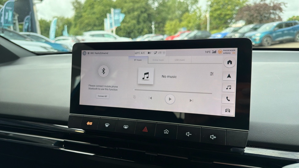 MG MG4 150kW Trophy EV Long Range 64kWh 5dr Auto Electric Hatchback - Image 39