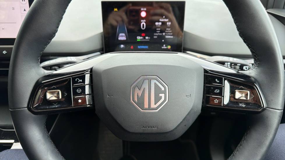 MG MG4 150kW Trophy EV Long Range 64kWh 5dr Auto Electric Hatchback - Image 40