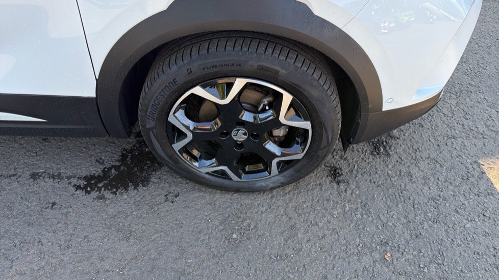 Vauxhall Mokka 100kW Ultimate 50kWh 5dr Auto Electric Hatchback - Image 25