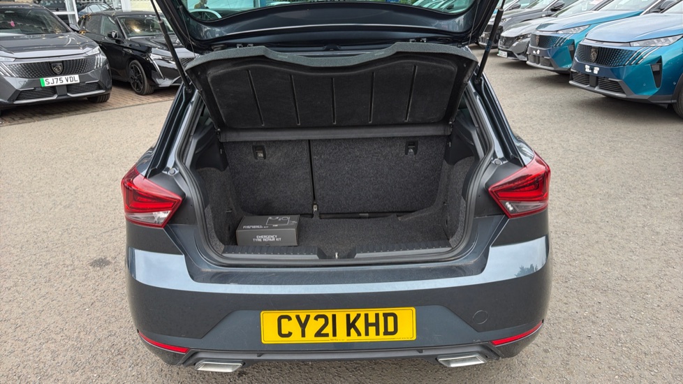 SEAT Ibiza 1.0 TSI 95 FR Sport [EZ] 5dr Petrol Hatchback - Image 4