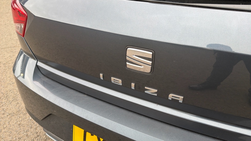 SEAT Ibiza 1.0 TSI 95 FR Sport [EZ] 5dr Petrol Hatchback - Image 31