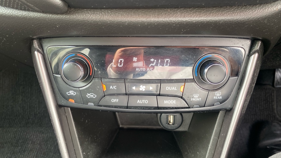 Suzuki S-Cross 1.4 Boosterjet 48V Hybrid Motion 5dr Petrol Hatchback - Image 26