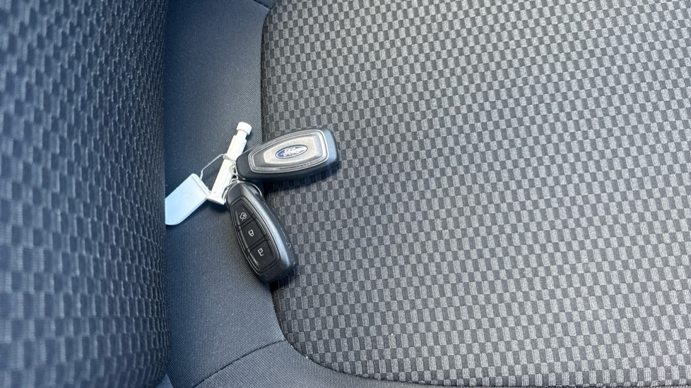 Ford Fiesta 1.0 EcoBoost 95 ST-Line Edition 3dr Petrol Hatchback - Image 19