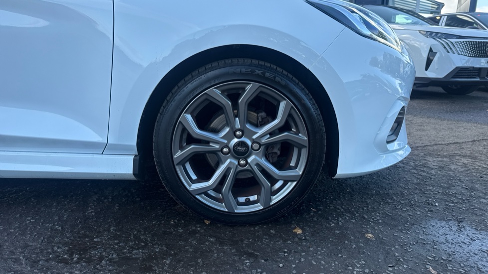 Ford Fiesta 1.0 EcoBoost 95 ST-Line Edition 3dr Petrol Hatchback - Image 21