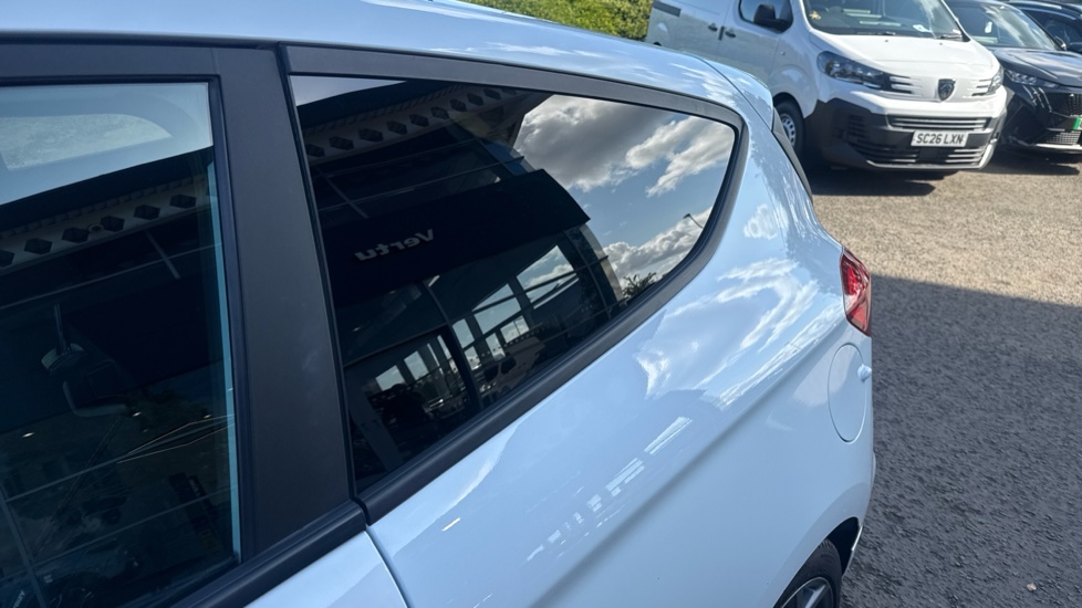 Ford Fiesta 1.0 EcoBoost 95 ST-Line Edition 3dr Petrol Hatchback - Image 28