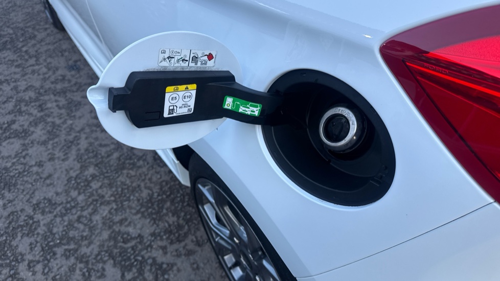 Ford Fiesta 1.0 EcoBoost 95 ST-Line Edition 3dr Petrol Hatchback - Image 29