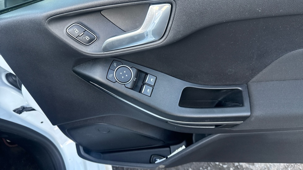 Ford Fiesta 1.0 EcoBoost 95 ST-Line Edition 3dr Petrol Hatchback - Image 34