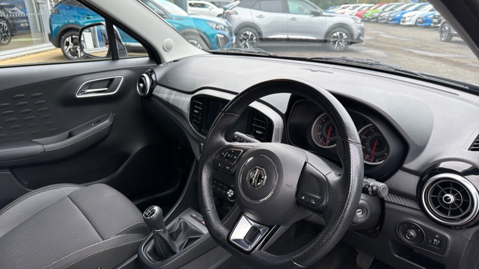 MG MG3 1.5 VTi-TECH Excite 5dr Petrol Hatchback - Image 11