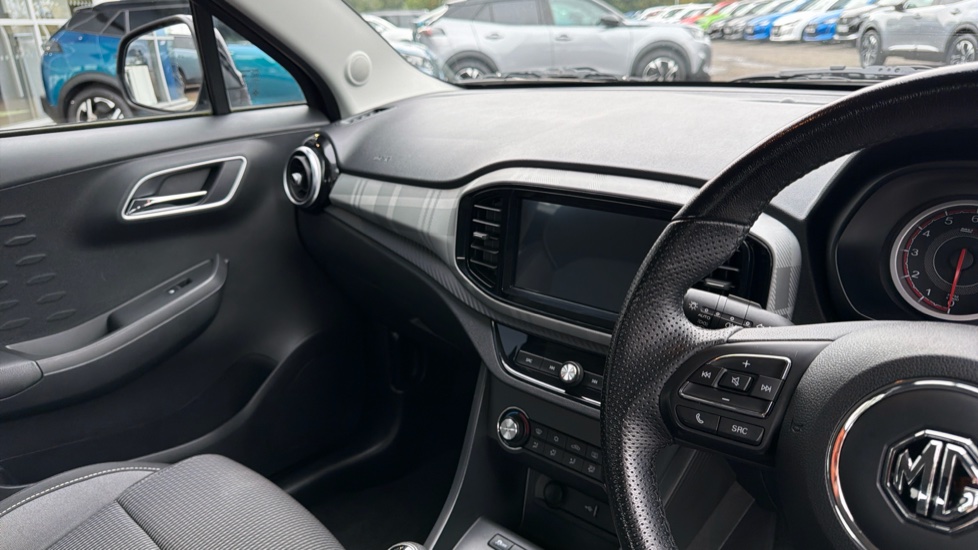 MG MG3 1.5 VTi-TECH Excite 5dr Petrol Hatchback - Image 14