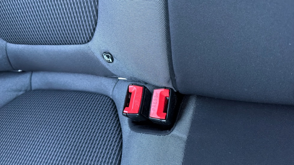 MG MG3 1.5 VTi-TECH Excite 5dr Petrol Hatchback - Image 17