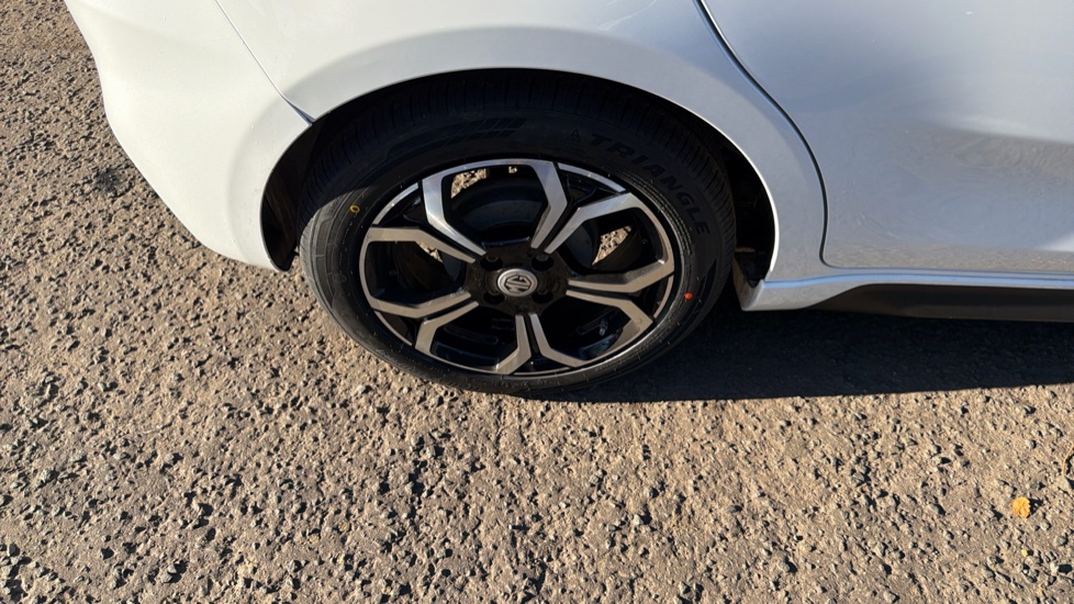MG MG3 1.5 VTi-TECH Excite 5dr Petrol Hatchback - Image 27