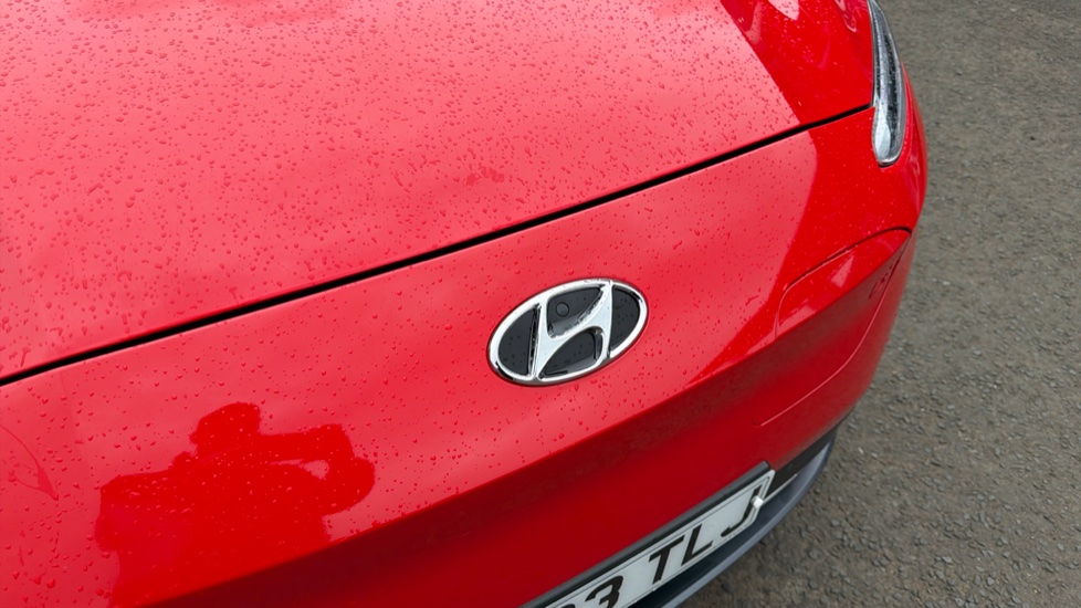 Hyundai KONA 150kW Premium 64kWh 5dr Auto Electric Hatchback - Image 24