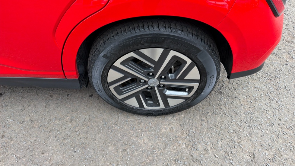 Hyundai KONA 150kW Premium 64kWh 5dr Auto Electric Hatchback - Image 29