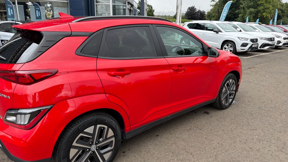 Hyundai KONA 150kW Premium 64kWh 5dr Auto Electric Hatchback - Image 34