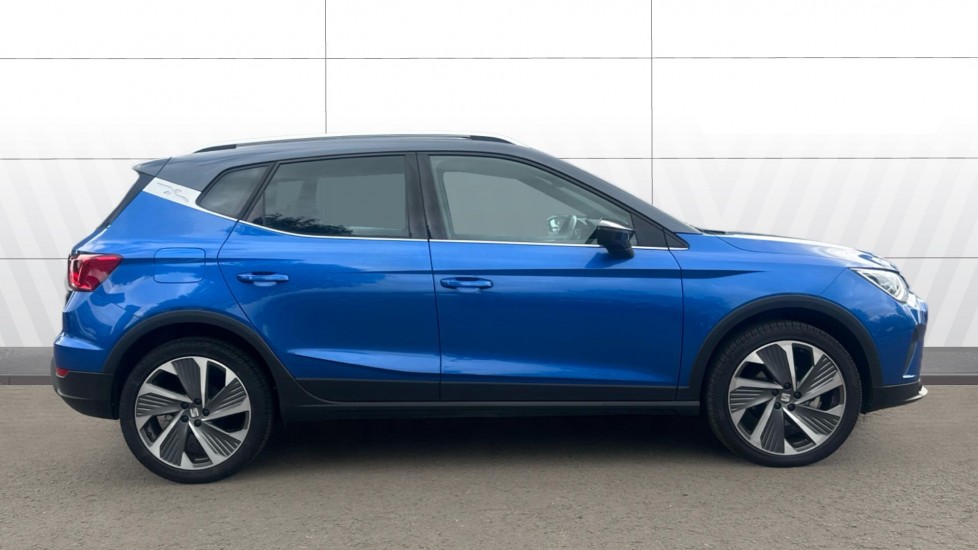 SEAT Arona 1.5 TSI 150 FR Sport 5dr DSG Petrol Hatchback - Image 5