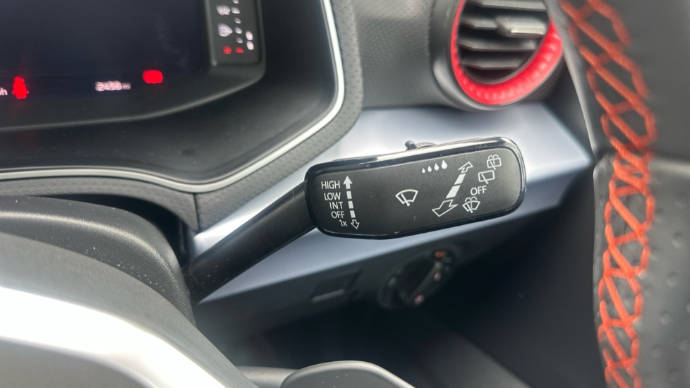 SEAT Arona 1.5 TSI 150 FR Sport 5dr DSG Petrol Hatchback - Image 24