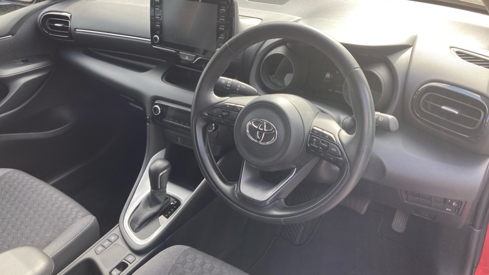Toyota Yaris 1.5 Hybrid Design 5dr CVT Hybrid Hatchback - Image 11