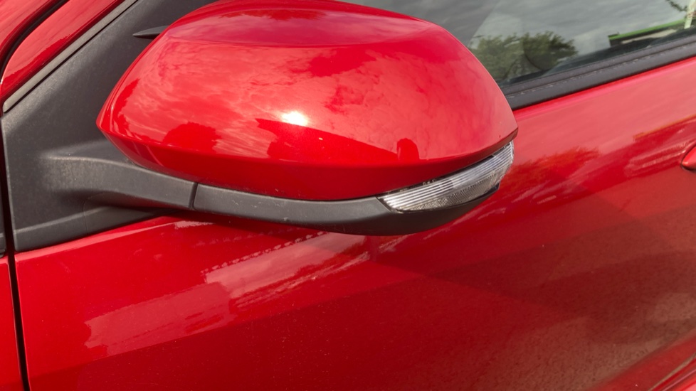 Toyota Yaris 1.5 Hybrid Design 5dr CVT Hybrid Hatchback - Image 25