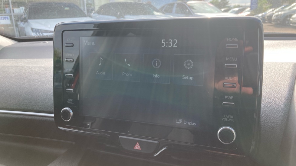 Toyota Yaris 1.5 Hybrid Design 5dr CVT Hybrid Hatchback - Image 38