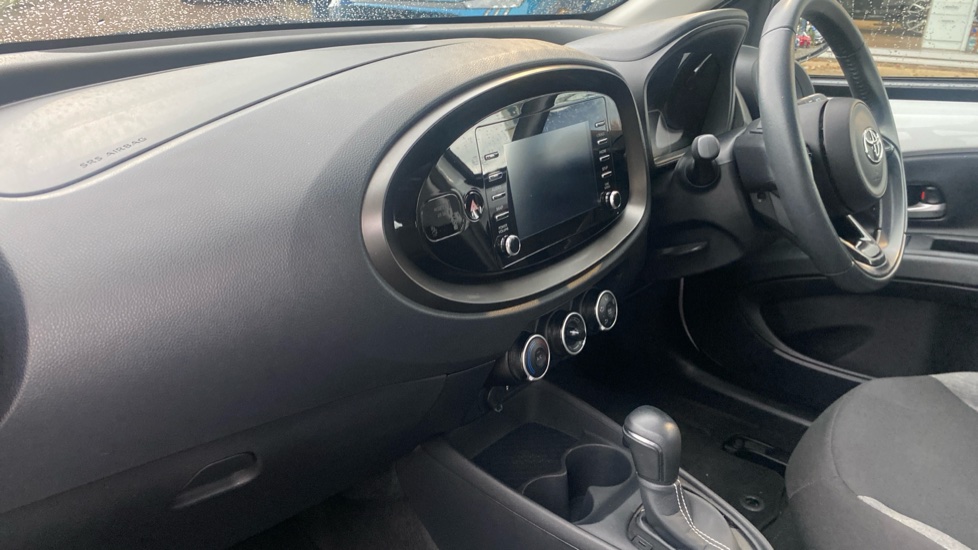 Toyota Aygo X 1.0 VVT-i Pure 5dr Auto Petrol Hatchback - Image 9