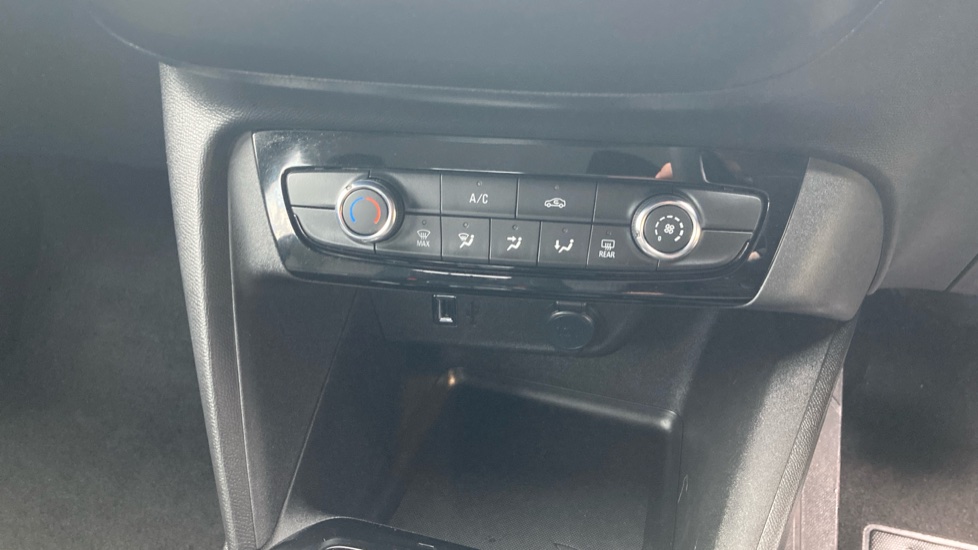 Vauxhall Corsa 1.2 Turbo Design 5dr Auto Petrol Hatchback - Image 43