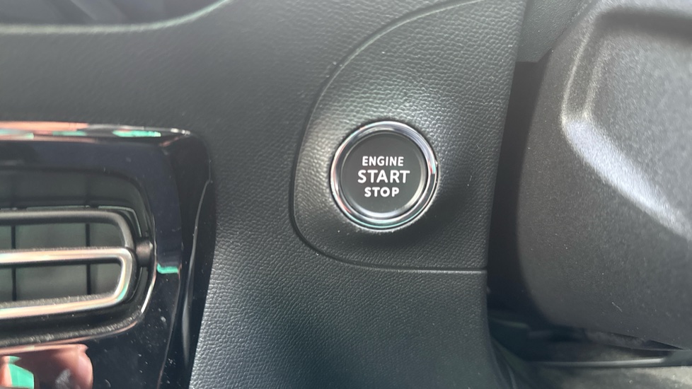 Vauxhall Mokka 100kW Ultimate 50kWh 5dr Auto Electric Hatchback - Image 25
