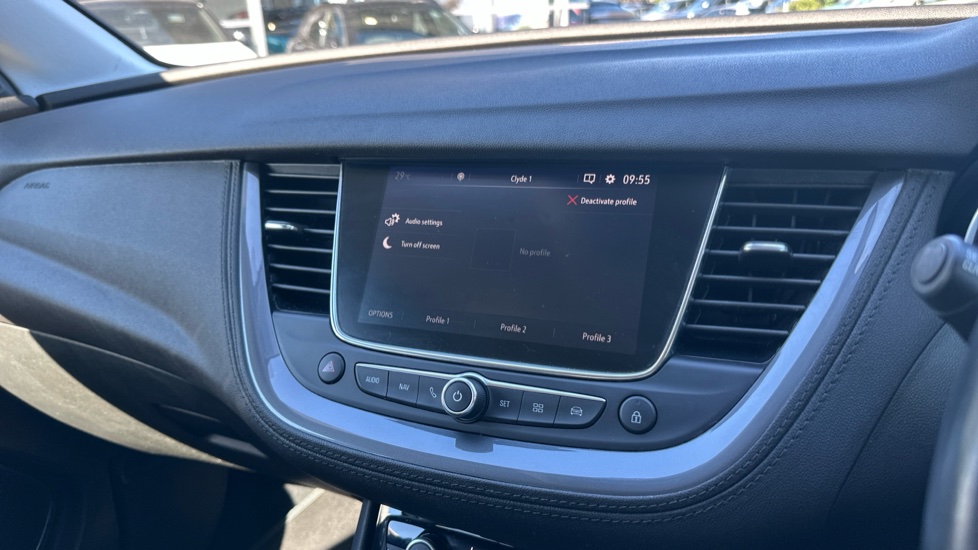 Vauxhall Grandland X 1.2 Turbo Tech Line Nav 5dr Petrol Hatchback - Image 28