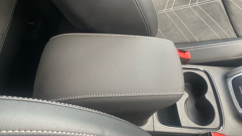 Vauxhall Grandland 1.2 Turbo Ultimate 5dr Auto Petrol Hatchback - Image 30
