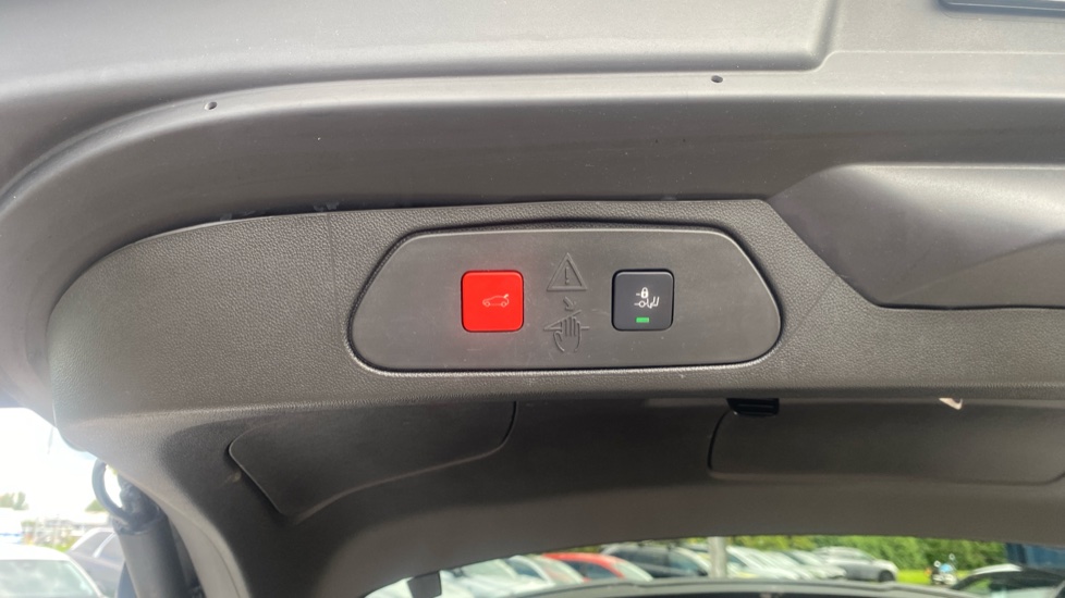 Vauxhall Grandland 1.2 Turbo Ultimate 5dr Auto Petrol Hatchback - Image 38