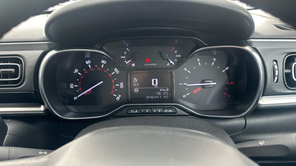 Citroen C3 1.2 PureTech 110 Flair 5dr [6 Speed] Petrol Hatchback - Image 18