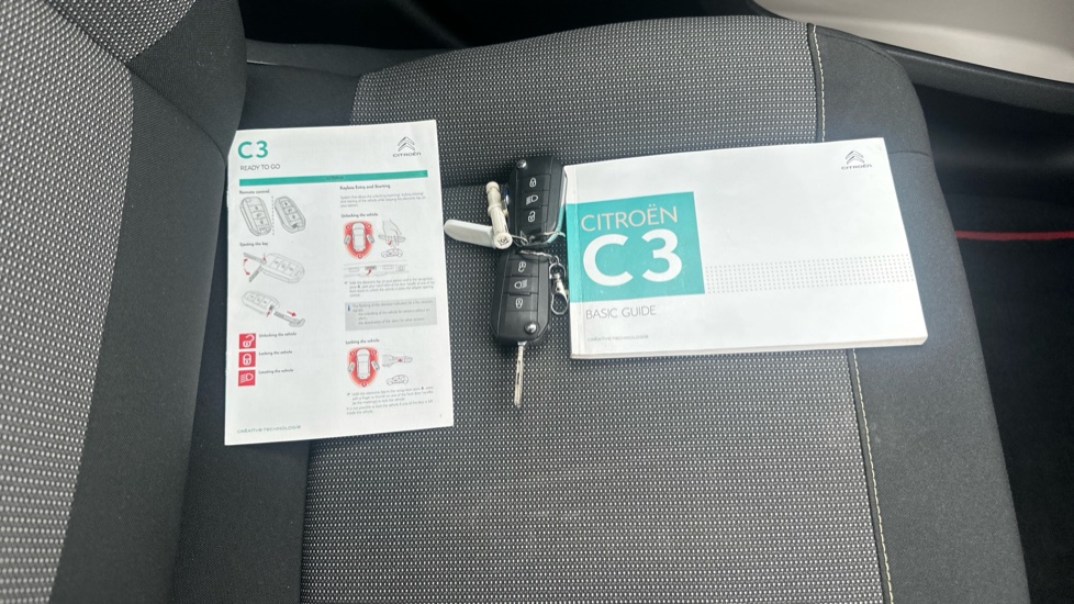 Citroen C3 1.2 PureTech 110 Flair 5dr [6 Speed] Petrol Hatchback - Image 19