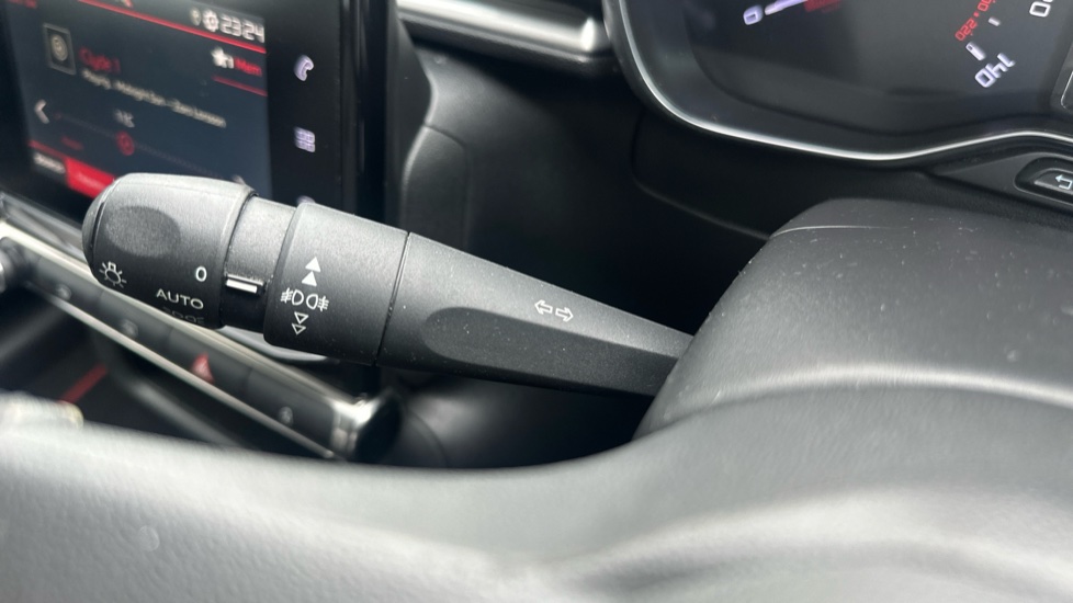Citroen C3 1.2 PureTech 110 Flair 5dr [6 Speed] Petrol Hatchback - Image 26