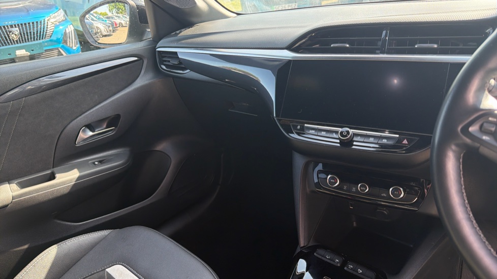 Vauxhall Corsa 100kW Ultimate 50kWh 5dr Auto [11kWCh] Electric Hatchback - Image 14