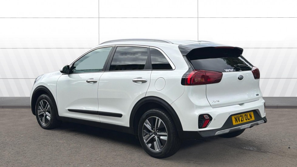 Kia Niro 1.6 GDi Hybrid 2 5dr DCT Hybrid Estate - Image 2