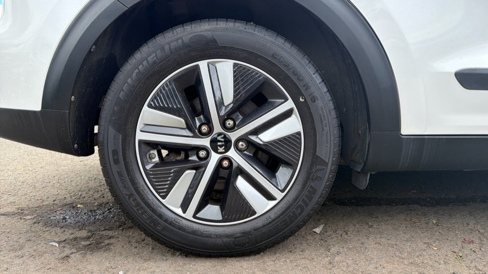 Kia Niro 1.6 GDi Hybrid 2 5dr DCT Hybrid Estate - Image 7