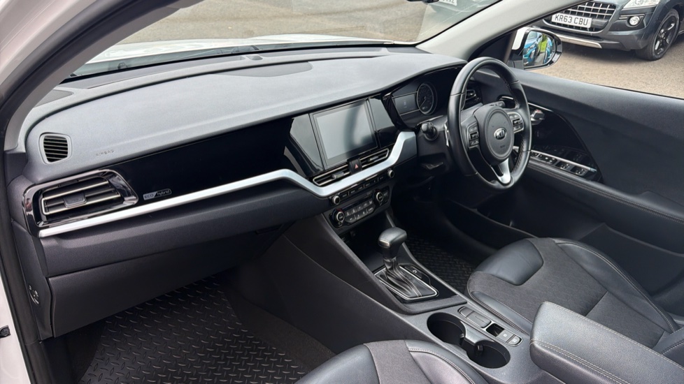 Kia Niro 1.6 GDi Hybrid 2 5dr DCT Hybrid Estate - Image 9