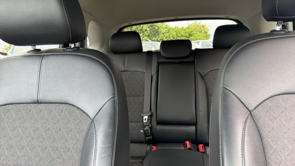 Kia Niro 1.6 GDi Hybrid 2 5dr DCT Hybrid Estate - Image 15