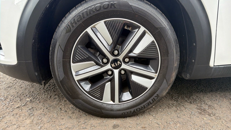 Kia Niro 1.6 GDi Hybrid 2 5dr DCT Hybrid Estate - Image 24