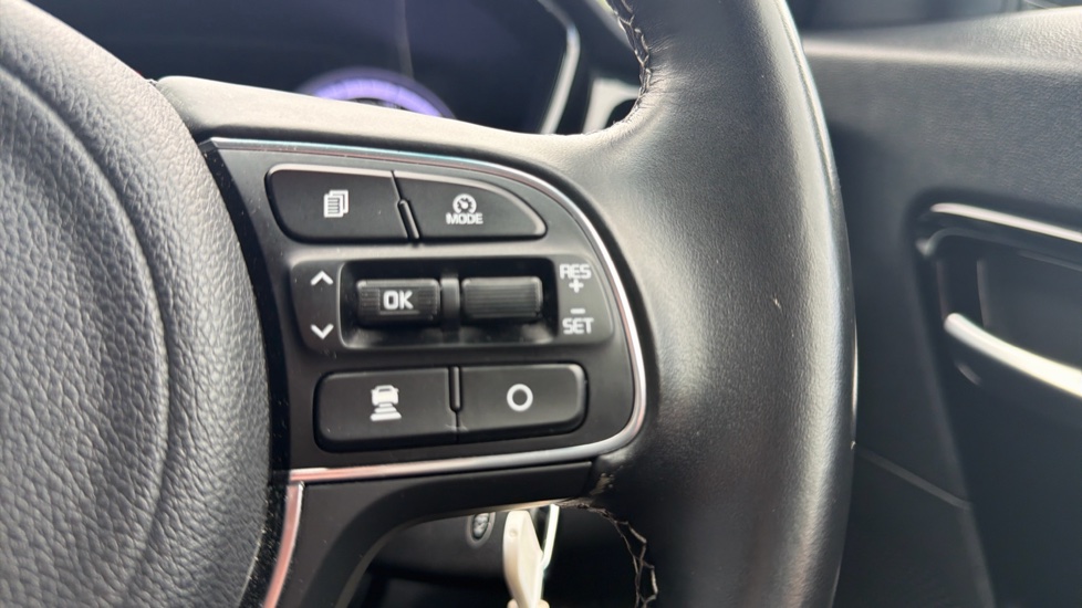 Kia Niro 1.6 GDi Hybrid 2 5dr DCT Hybrid Estate - Image 37